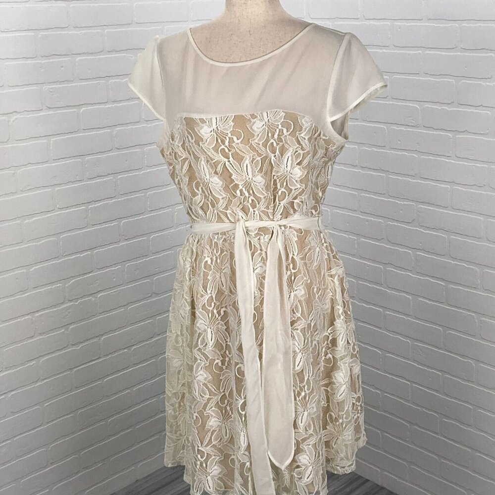 Danny & Nicole Dress Women 14 Beige Tan Lace Crepe‎ Lined Party Formal